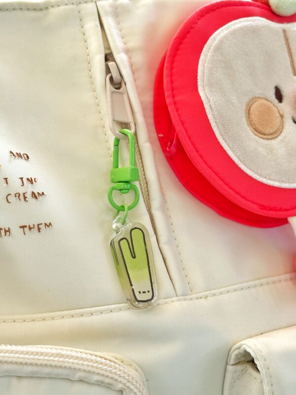 Leek Mini Charm | Peachville Pocket Residents - Image 3
