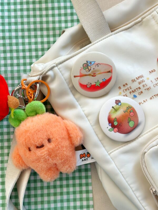 badge on bag momoona