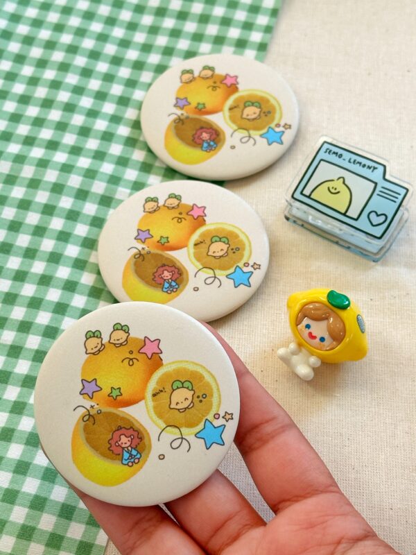Lemo Wurld Glitter Badge - Image 2