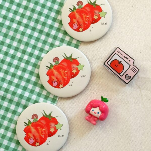tomato slices badge glitter momoona