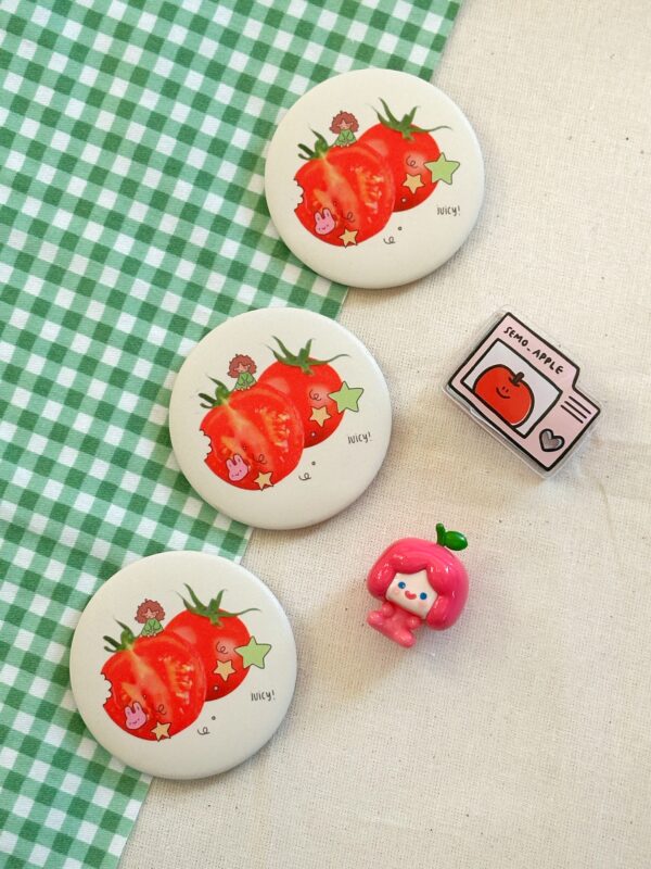 tomato slices badge glitter momoona